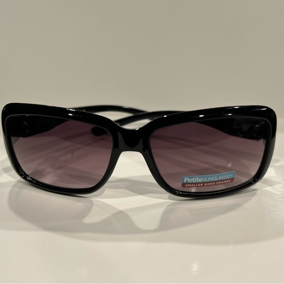 Foster Grand Petite Sunglasses - Picture 1 of 5
